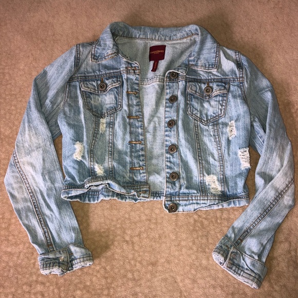 Highway Jeans Jackets & Blazers - Highway Jeans Cropped Jean Jacket!